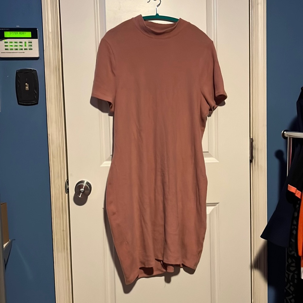 Pink short sleeve fuzzy knit dress